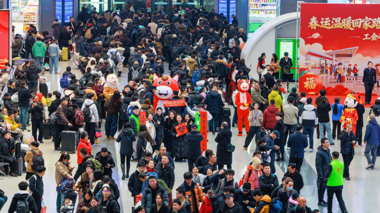 中国本土の春節「春運」開始へ：40日で95億回の域内移動見通し