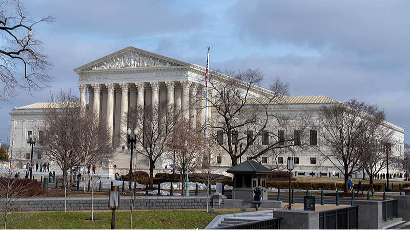 米最高裁がトランプ関税の多くを違憲判断、15%関税方針に波紋