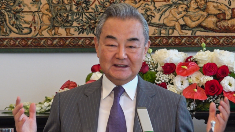 王毅外相「中国と欧州はパートナー」ミュンヘン安保会議で“systemic rivals”を否定