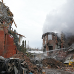 国連総会がウクライナ和平決議採択、中国は棄権し「政治解決」を強調