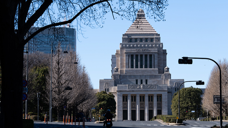 衆院選の投票開始、与党連立の過半数維持が焦点　465議席を争う