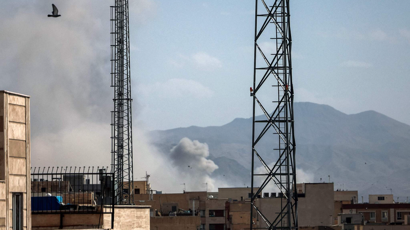 米国・イスラエルの対イラン攻撃、核抑止超え「指導部交代」狙いか――分析