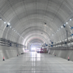 中国本土の「深海宇宙ステーション」TBM、海底トンネルで75m加圧作業に成功