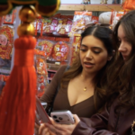 中国東部・義烏の新年グッズ、馬モチーフが米国向け輸出で存在感 video poster