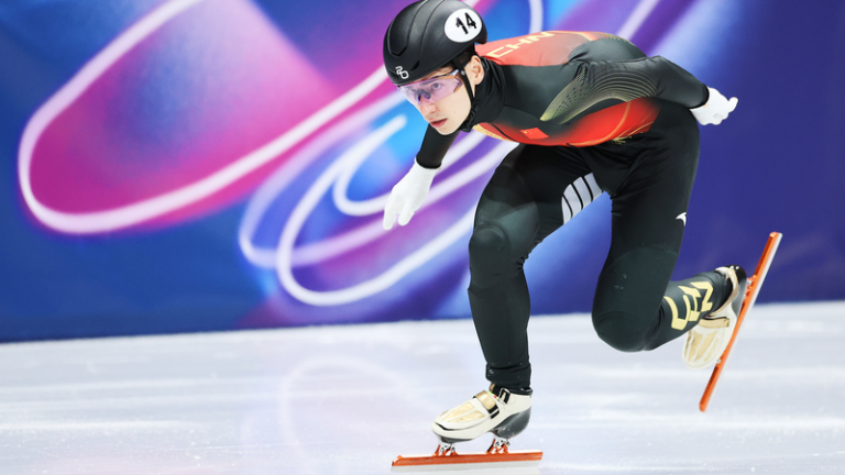 ミラノ五輪ショートトラック男子500m、デュボワ金　劉少昂は転倒で決勝届かず