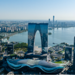 中国本土・蘇州の金鶏湖が映す都市再生　高層ビルと緑地の共存 video poster