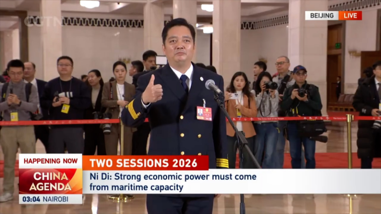 中国、世界最大の海運船隊と港湾群　貿易の95％を海上輸送と全人代代表 video poster