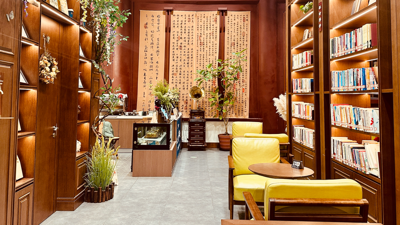 中国本土・襄陽の昭明台が復活　本とコーヒーが出会う歴史空間