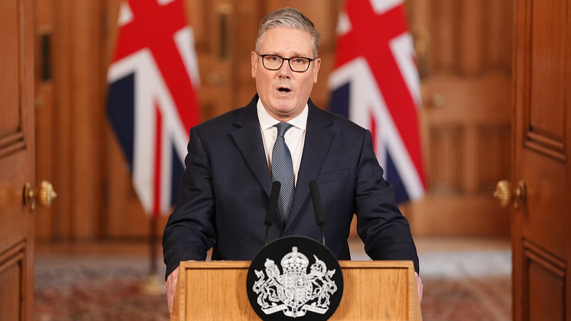 英スターマー首相、対イラン攻撃「不参加」を擁護　関与は防衛に限定