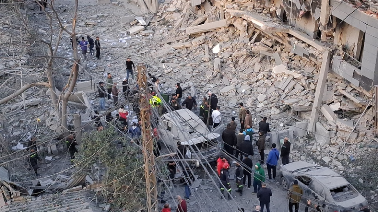 レバノンで避難5万8000人超　イスラエルの攻撃が2日で拡大