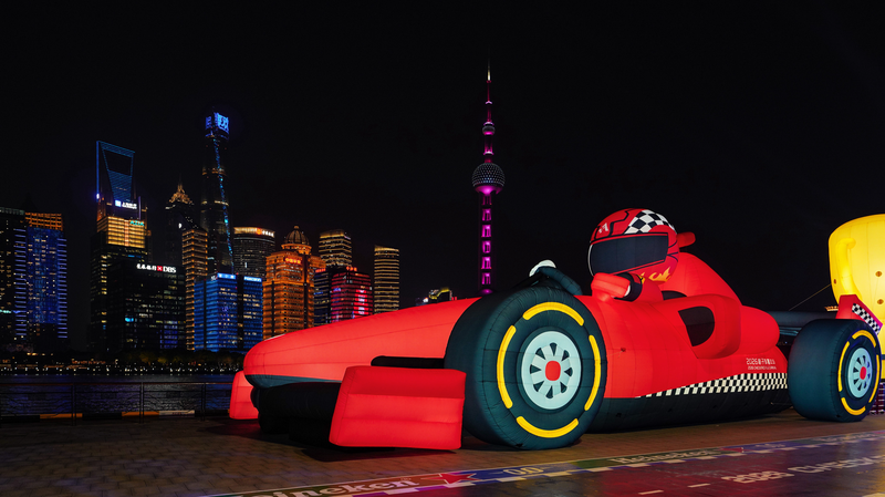 上海で2026年F1中国GPが熱戦　黄浦江沿い「カーニバル」で夜も加速 video poster