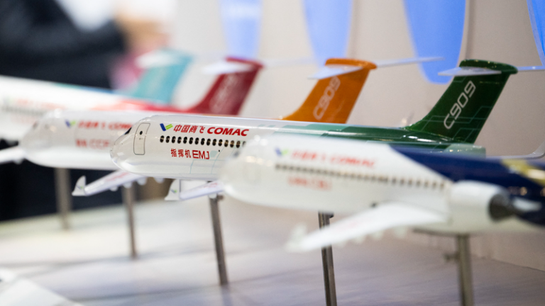 中国、15次五カ年計画案で28のメガプロジェクト提示　高速鉄道・核融合・月探査も