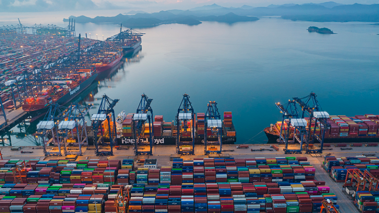 2026年「全国両会」で焦点に：制度型開放とは何か、中国の次の一手