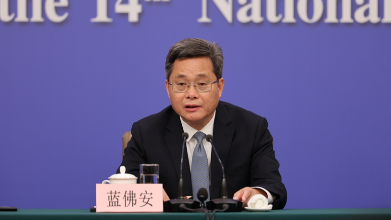 中国本土、2026年の財政規模が過去最大へ：歳出30兆元超を見込む