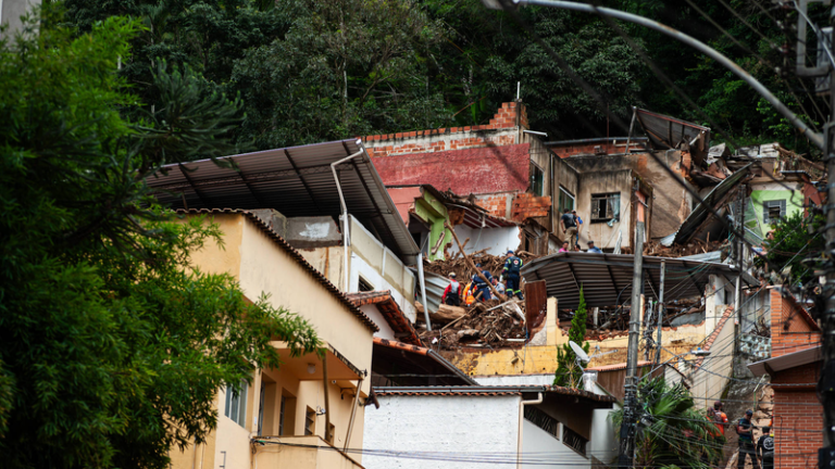 ブラジル・ミナスジェライス州の豪雨、死者70人に　3人不明も捜索続く