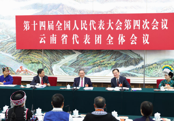 中国の全国人民代表大会で指導者が討議参加、2026年は第15次五カ年計画の初年