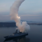 北朝鮮の新型駆逐艦が「戦略巡航ミサイル」試射、KCNAが報道