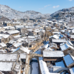 北京・司馬台長城の麓「古北水鎮」：2026年全国両会が示す文化観光の新路線 video poster