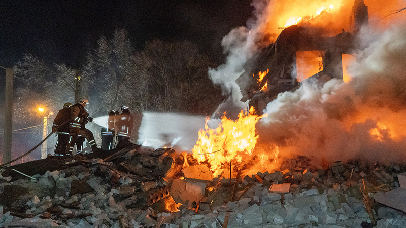 ロシア、ウクライナに大規模攻撃　無人機480機とミサイル29発で電力・鉄道に被害