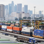 F64SIJ2F3QSD492Y3OL5 - NewsTomo – 日本語で読む、世界のニュースハブ 米控訴裁、トランプ氏の「関税返金訴訟」延期要請を却下