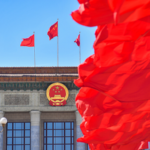 中国「両会」開幕へ：第15次五カ年計画の初年度、注目点は成長目標と新法案