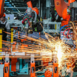 中国本土のNEV生産ラインが変える製造現場：ロボット×データで進む高度化