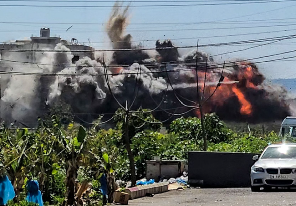 レバノン南部国境で衝突激化、イスラエル軍が前進試み ヒズボラも応戦