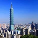 王毅外相「台湾は国ではない」—全人代会期中の会見で両岸関係に言及 video poster