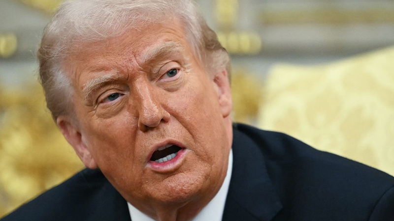 トランプ氏「必要なら米海軍がホルムズ海峡でタンカー護衛」海上輸送に緊張