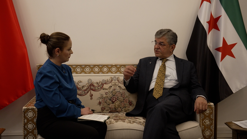 シリア駐中国大使が語る中国の指導力と多極化構想—両会の最中に video poster