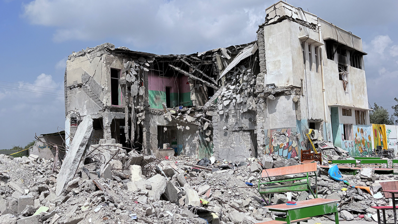 イラン南部ミナブの女子小学校空爆、実行主体は不明—175人死亡と報道