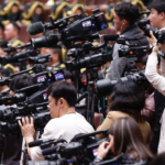 中国の両会、政府活動報告で2026年の成長目標提示　15次五カ年の助走に