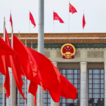 全人代年次会議前日に記者会見、第14期全人代第4回会議へ video poster