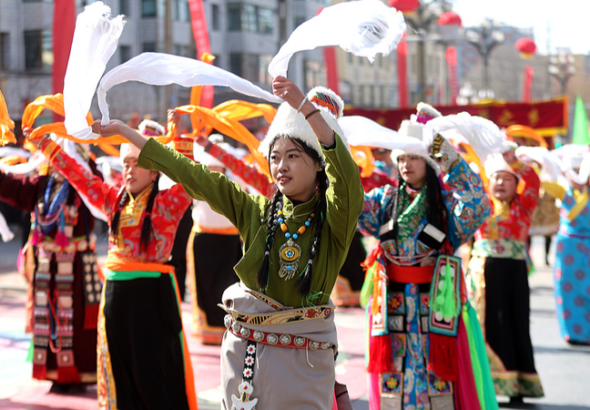 中国、民族団結促進の法案を全人代に提出　法治で共同体づくり強化へ