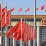 中国首相・李強氏、全人代第14期4回会議の開幕で政府活動報告