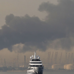 ホルムズ海峡が事実上封鎖へ　米国・イスラエルの対イラン作戦で商品市場に波紋