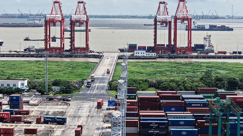 中国首相、2026年は「高水準の対外開放」を拡大へ　サービス・デジタル分野も