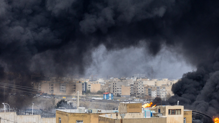 イラン最高指導者にモジュタバ師　米・イスラエルとの戦闘、長期化の兆し