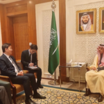 中国の中東特使、緊張激化に停戦訴え　サウジ外相と協議