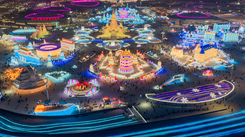 中国の消費拡大、鍵は「50兆元」と「52%」—2026年の両会で再び焦点