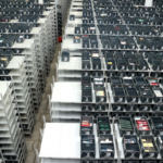 李強中国首相、全人代で2025年のAIプラスと国家標準583件を報告