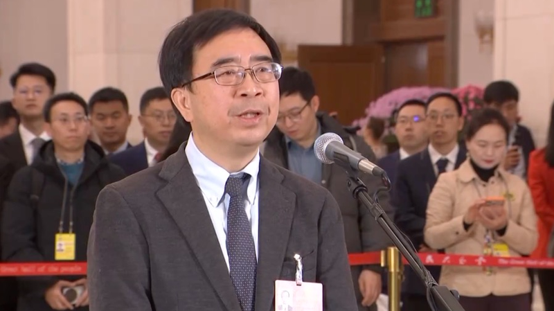 中国の量子計算は世界トップ級　CPPCC委員が2026年の重点も説明