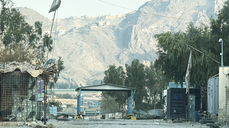 中国の仲介でパキスタン・アフガン国境衝突が沈静化へ　交渉促進の動き