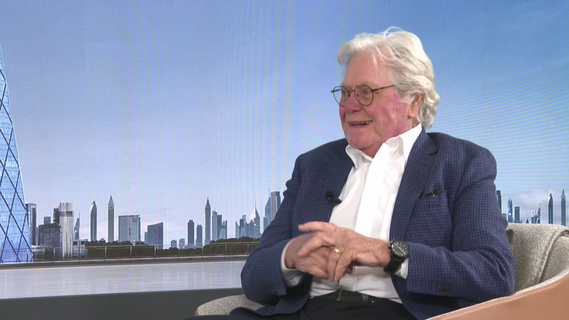 映画で紡ぐ中国の物語：俳優フセイン・ファーミー独占インタビュー video poster