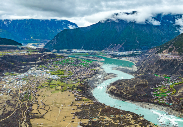 中国本土副総理がヤジアングループに管理体制強化を要請