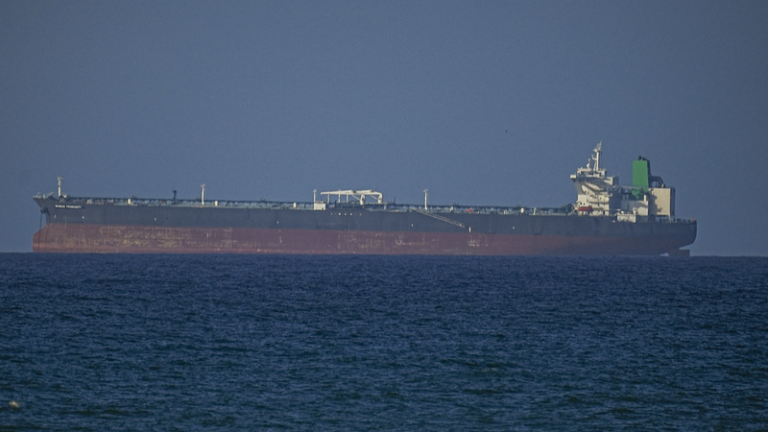 米国とイランが2週間停戦に合意――ホルムズ海峡の安全確保へ video poster