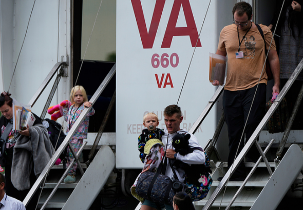 米国難民受け入れ、上半期は南アフリカ人が圧倒的多数に