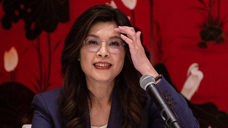 KMT（国民党）議長・鄭麗文、六日間の中国本土訪問を終えて北京を離脱