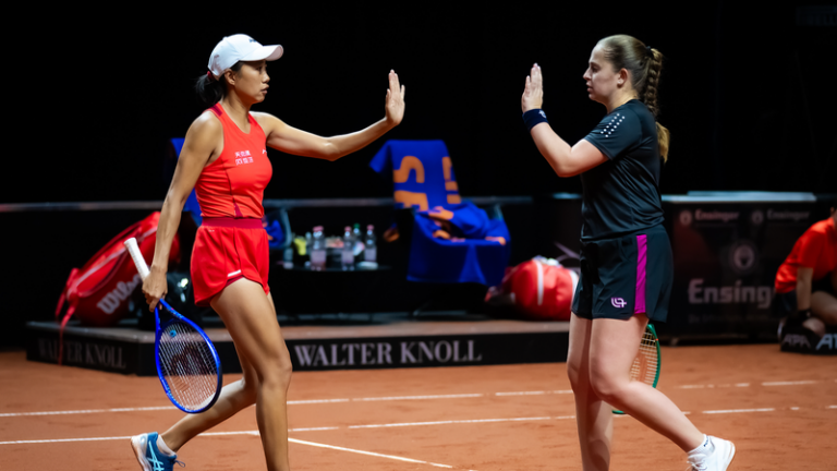 張帥とオスタペンコ、シュトゥットガルト・オープン女子ダブルスで準決勝進出