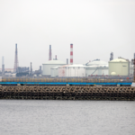 日本、5月から追加で20日分の石油備蓄を放出へ – 安定供給と代替輸入ルートの確保へ